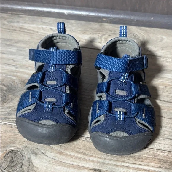 Keen Kids Newport H2 Sandals in Blue Depth NEW Size 5 - Picture 2 of 6